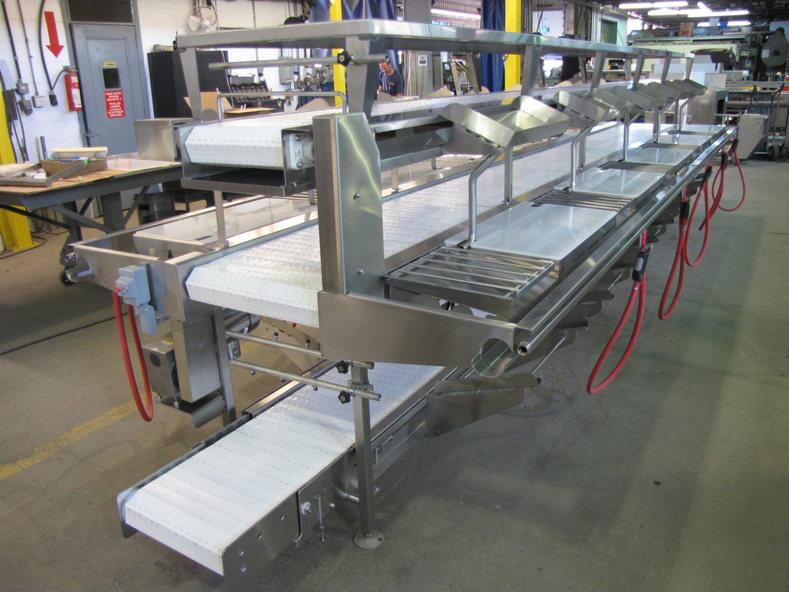 FISH CUTTING TABLE Syri Stainless
